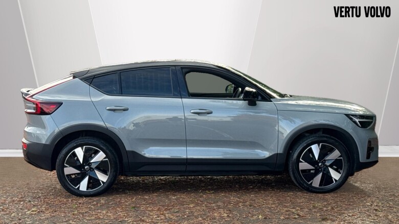 Volvo EC40 175kW Plus 69kWh 5dr Auto Electric Estate